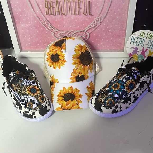 Sunflower baseball hat 🌻🌻🌻🌻 - Picture 2 of 3